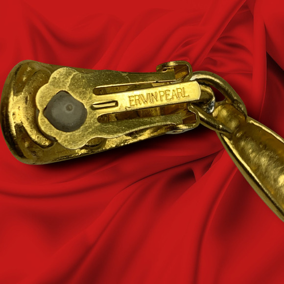 Vintage 1980's Erwin Pearl Matte Gold Dangle Earrings Clip On Couture Runway - Picture 3 of 6